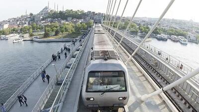 ببینید/ دستگاه حفاری تونل متروی استانبول را سوراخ کرد!
