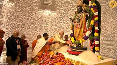 (ویدئو) نخست وزیر هند معبد جنجالی را افتتاح کرد