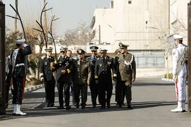 خبرگزاری فارس - دیدار وابستگان نظامی خارجی با دریادار سیاری