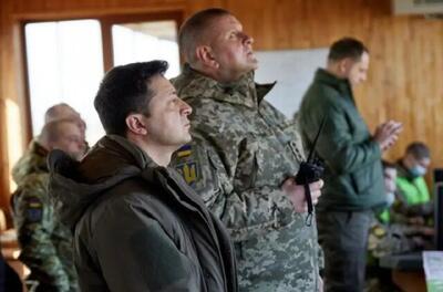 اختلاف در کابینه زلنسکی/ رئیس نیروهای مسلح اوکراین برکنار می‌شود؟