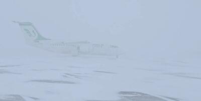 خبرگزاری فارس - فرود نفس‌گیر هواپیما در برف و کولاک شدید فرودگاه اردبیل + فیلم