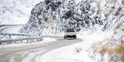 خبرگزاری فارس - بارش برف و باران در جاده‌های ۱۵ استان کشور؛ انسداد ۸ محور
