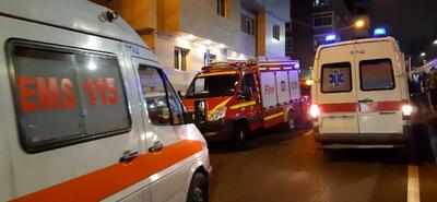 آخرین وضعیت آتش سوزی در بیمارستان گاندی/ بیماران بیمارستان گاندی در حال انتقال به ۵ بیمارستان معین هستند