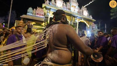(ویدئو) جشنواره تایپوسام؛ آیین عجیبی همراه با سوراخ کردن بدن!
