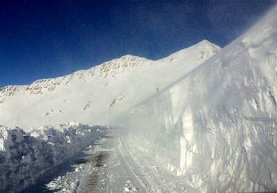 ارتفاع برف در گردنه ژالانه به یک متر رسید