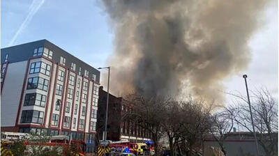آتش ساختمان مرکز لیورپول را در خود بلعید + فیلم و عکس