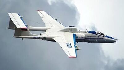 عکس| بروزرسانی هواپیمای شناسایی روسی