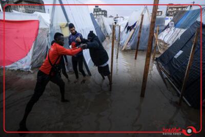 باران شدید چادرهای آوارگان غزه را غرق در آب کرد