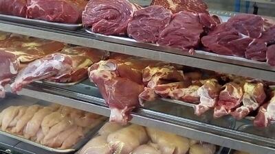 (ویدئو) لحظه سرقت گوشت از قصابی