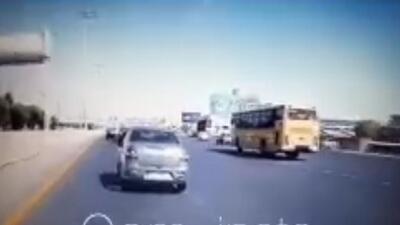 نتیجه وحشتناک استفاده راننده اتوبوس از موبایل (فیلم)