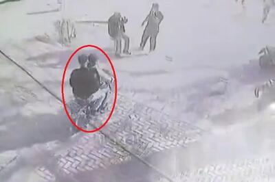 لحظه دستگیری دزد موتورسوار از زاویه دوربین مدار بسته (فیلم)