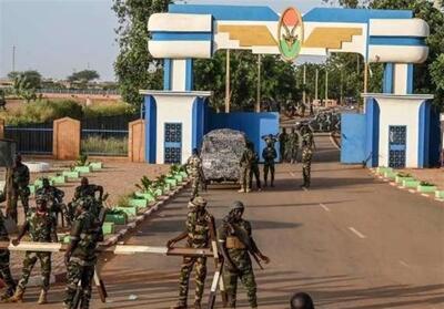 کشته شدن 22 غیرنظامی در حمله افراد مسلح به روستایی در نیجر - تسنیم