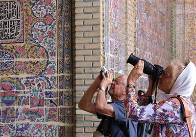 رشد 42 درصدی ورود گردشگران خارجی به ایران/ بازدید 5 میلیون خارجی از ایران در 11 ماه - تسنیم