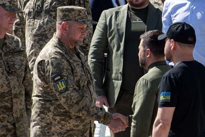 بحران در بالاترین سطوح ارتش اوکراین/ زلنسکی ژنرال ارشد نظامی‌اش را برکنار می‌کند؟