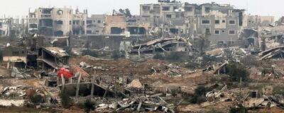 جنایتی دیگر از اسرائیل/ ده‌ها خانه مسکونی در غزه به آتش کشیده شد