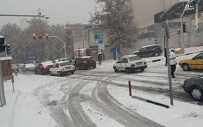 فیلم/ بارش برف صبح امروز در شمال تهران