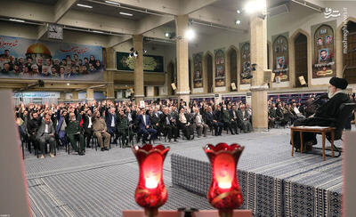 فیلم/ جمع‌خوانی دست‌اندرکاران کنگره ۲۴ هزار شهید تهران در حسینیه امام(ره)