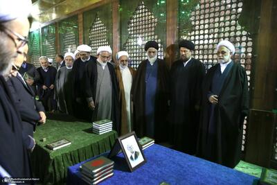 محسنی ‌اژه‌ای و مسئولان قضایی در مرقد امام خمینی