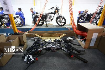 (تصاویر) افتتاح کارخانه تولید موتورسیکلت در زندان قم