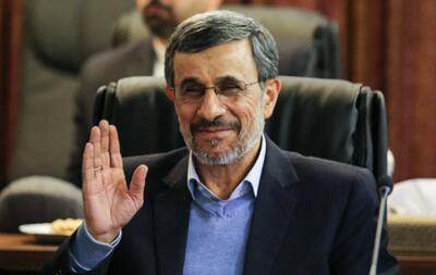(ویدیو) ماجرای دست‌بوسی از احمدی‌نژاد