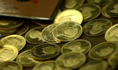 اتفاق عجیب در بازار سکه | ریزش قیمت طلا و سکه آغاز شد؟ + قیمت طلا، سکه و ارز امروز ۱۲ بهمن‌