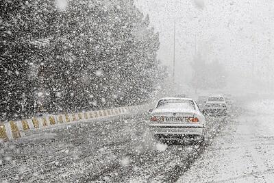 جاده‌های ۱۱ استان برفی و بارانی است | مسدود شدن ۷ جاده در کشور