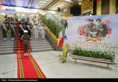 گرامیداشت سالروز ورود تاریخی امام خمینی (ره)- عکس خبری تسنیم | Tasnim