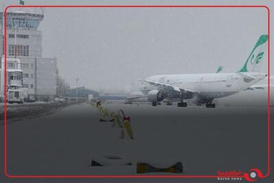 عملیات یخ‌زدایی پروازهای خروجی فرودگاه بین‌المللی مهرآباد