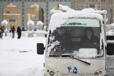خبرگزاری فارس - برف زمستان در حرم سلطان