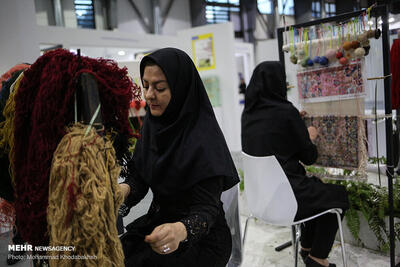 نمایشگاه «اقتصاد به توان مردم» در یزد گشایش یافت