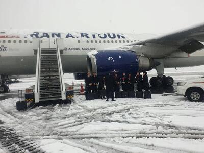 عملیات دیدنی یخ‌زدایی در فرودگاه مهرآباد | رویداد24