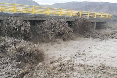 سیلاب راه ارتباطی ۳۵ روستا در سیستان و بلوچستان را مسدود کرد