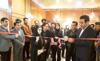 نمایشگاه جشنواره هنرهای تجسمی فجر در یاسوج افتتاح شد