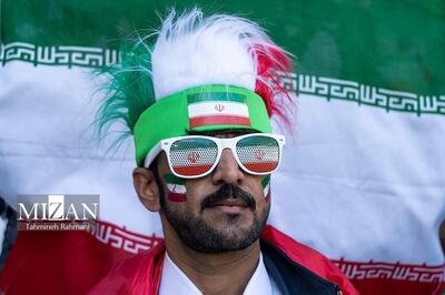 (تصاویر) اشک‌ها و لبخندهای هواداران ایرانی مقابل ژاپن