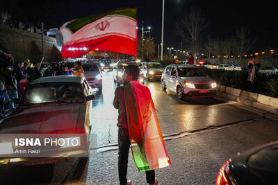 تصاویر:جشن شیرازی ها پس از برد تیم ملی فوتبال