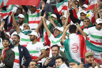 عکس | حرکت تحسین‎برانگیز ایرانی‌ها در استادیوم بعد از برد مقابل ژاپن