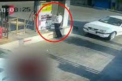 ببینید | اشتباه باورنکردنی راننده پژو در پمپ بنزینی در تهران؛ وقتی ماشین سرپایینی رفت!