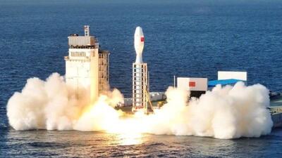 چین دو موشک حامل ماهواره پرتاب کرد