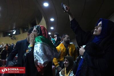 فوتبال فیلم برتر میدان جشنواره فجر/ دست بوسی تلفنی پژمان جمشیدی از خبرنگاران