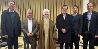 خبرگزاری فارس - دیدار نمایندگان برگزارکننده همایش اخلاق پزشکی با آیت‌الله جوادی آملی