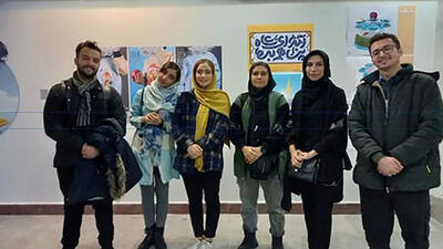 بازدید دانشجویان ناشنوای رشته‌های هنر از نمایشگاه شانزدهمین جشنواره هنرهای تجسمی فجر