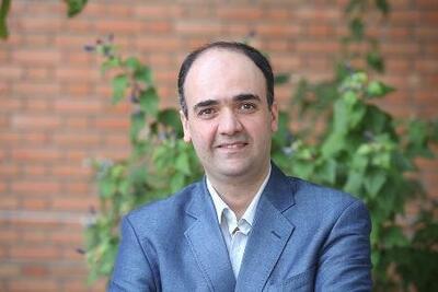 اخراج احمد شکرچی، استاد جامعه شناسی دانشگاه شهید بهشتی