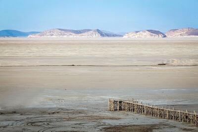 فیلم| نمک‌زار مرده یا چشمه‌های جوشان؟ واقعیت دریاچه ارومیه کدام است؟