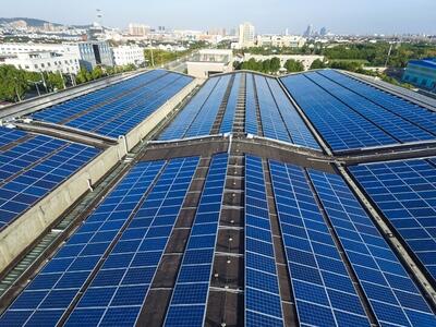 نخستین مرکز معاینه فنی سبز افتتاح شد | فعالیت ۷ نیروگاه خورشیدی در تهران