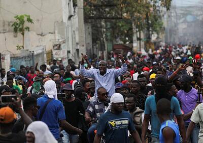 اعتراضات خیابانی علیه دولت هائیتی؛ پلیس از گازاشک‌آور استفاده کرد