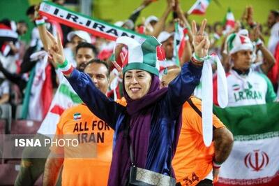 فیلم زیباترین بوسه دختر ایرانی در جام ملتهای آسیا ! / این دختر جذاب قطری ها را به هم ریخت !