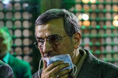 کبودی صورت احمدی نژاد خبرساز شد!