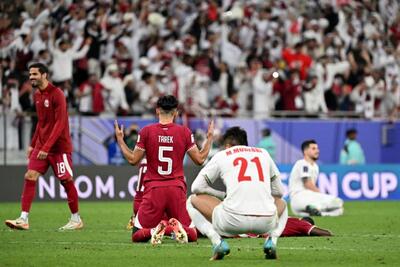 قاب‌هایی از ناراحتی بازیکنان تیم ملی پس از شکست مقابل قطر