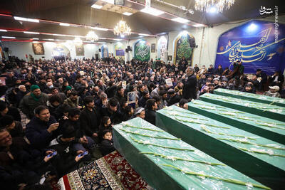 عکس/ وداع و تشییع شهدای مدافع حرم در مشهد