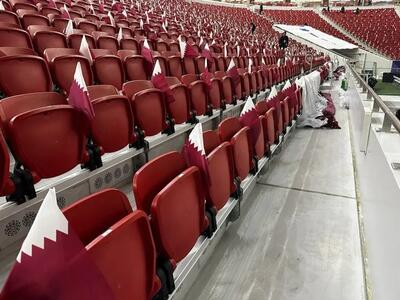 آماده سازی ورزشگاه توسط قطری ها برای هواداران+ فیلم